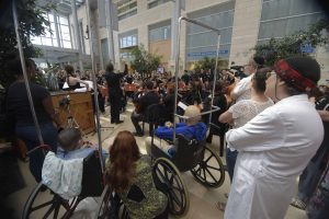Parisian Orchestra and patients #3